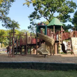 Gypsy Hill Park Zoo - Staunton