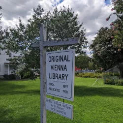 Patrick Henry Library - Vienna