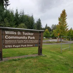 Willis Tucker Park - Brier