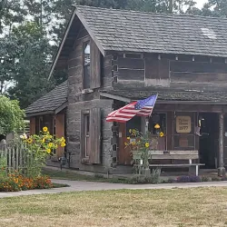 Pioneer Park - Ferndale