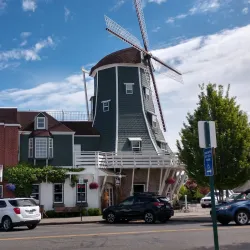 Lynden Dutch Bakery - Lynden