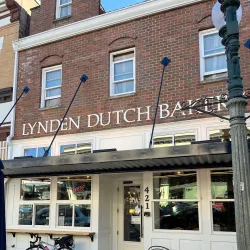 Lynden Dutch Bakery - Lynden