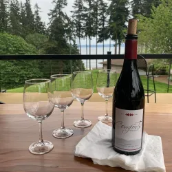 Whidbey Island Vineyards - Oak Harbor