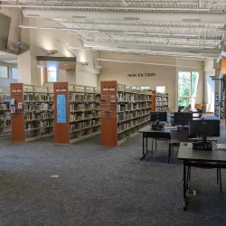 Puyallup Public Library - Puyallup