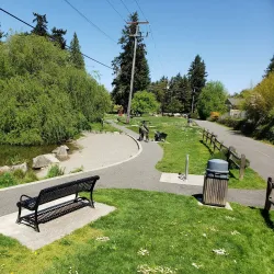 Echo Lake Park - Shoreline