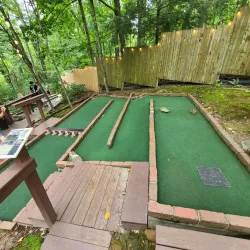 Mountain State Miniature Golf - Beckley
