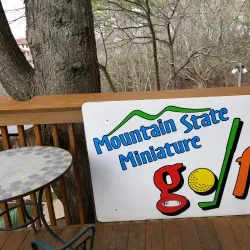 Mountain State Miniature Golf - Beckley