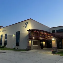 Beaver Dam Aquatic Center - Beaver Dam