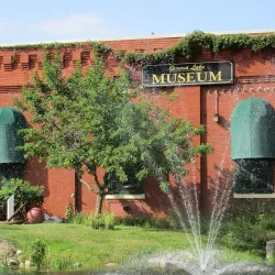 Geneva Lake Museum - Lake Geneva