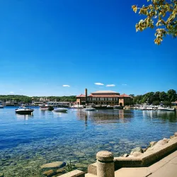 Riviera Beach - Lake Geneva