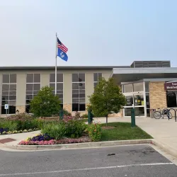 Marshfield Public Library - Marshfield