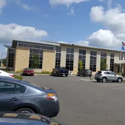 Marshfield Public Library - Marshfield