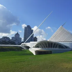 Milwaukee Art Museum - Milwaukee