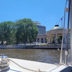 Milwaukee Riverwalk - Milwaukee