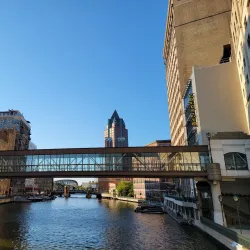 Milwaukee Riverwalk - Milwaukee