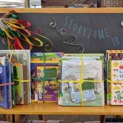 Neenah Public Library - Neenah