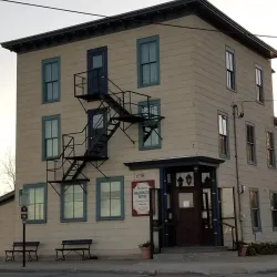 Historic Washington House - Two Rivers