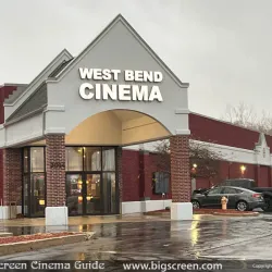 Saxon Drive-In Theatre - West Bend