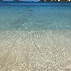 Magens Bay Beach - Charlotte Amalie