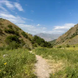 Nearby Mountain Trails - Angren