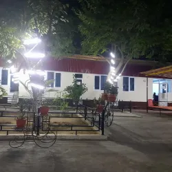 Local Tea Houses - Chirchiq