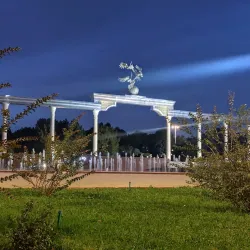 Monument to Independence and Humanism - Guliston