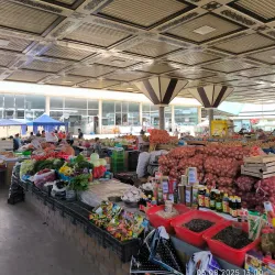 Local Market - Olmaliq