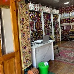 Local Handicraft Shops - Piskent