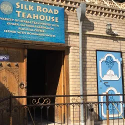 Local Uzbek Tea Houses - Qamashi