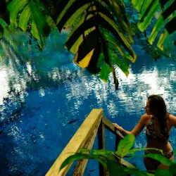 Nanda Blue Hole - Luganville