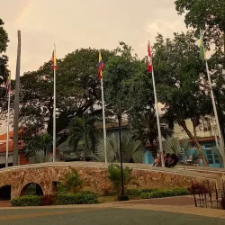 Plaza Bolívar de Barcelona - Barcelona