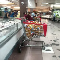 Centro Comercial Plaza Mayor - El Tigre