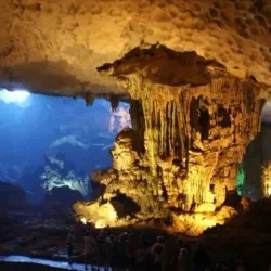 Dau Go Cave - Ba Long Bay (Hạ Long Bay)