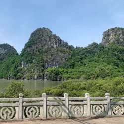 Dau Go Cave - Ba Long Bay (Hạ Long Bay)