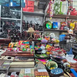 Hon Gai Market - Ba Long Bay (Hạ Long Bay)