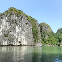 Luon Cave - Ba Long Bay (Hạ Long Bay)
