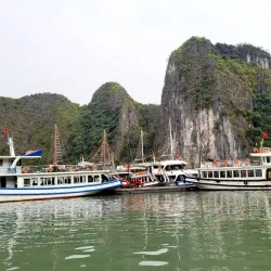 Luon Cave - Ba Long Bay (Hạ Long Bay)