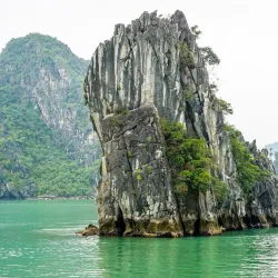 Sung Sot Cave (Surprise Cave) - Ba Long Bay (Hạ Long Bay)