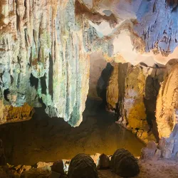 Sung Sot Cave (Surprise Cave) - Ba Long Bay (Hạ Long Bay)