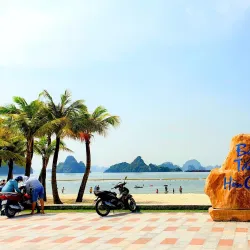 Hon Gai Harbor - Cam Pha