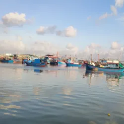 Ba Ngòi Fishing Village - Cam Ranh