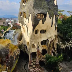 Crazy House (Hang Nga Guesthouse) - Da Lat