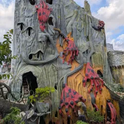 Crazy House (Hang Nga Guesthouse) - Da Lat