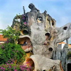 Crazy House (Hang Nga Guesthouse) - Da Lat