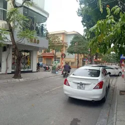 Ba Trieu Street - Ha Dong