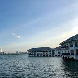West Lake (Tay Ho) - Hanoi