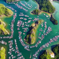 Ha Long Bay - Hong Gai
