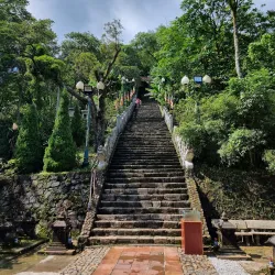 Yen Tu Mountain - Hong Gai