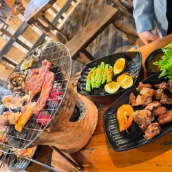 Kon Tum Night Market - Kon Tum