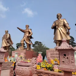 Bach Dang Temple - Đông Triều